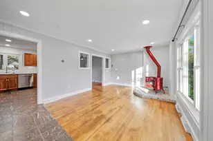 30 Burgess St, Nashua, NH 03064 - Photo 5