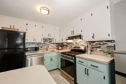 344 Elm Street #14, Milford, NH 03055 - Photo 17