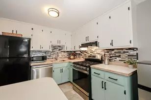 344 Elm St, Milford, NH 03055 - Photo 17