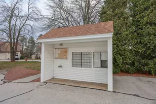 344 Elm St, Milford, NH 03055 - Photo 37