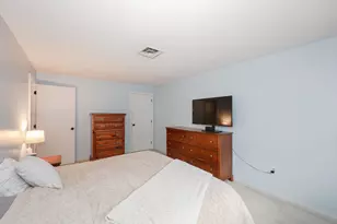 344 Elm St, Milford, NH 03055 - Photo 23