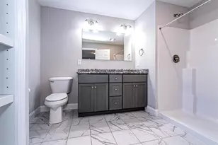 29 Derry St, Hudson, NH 03051 - Photo 15