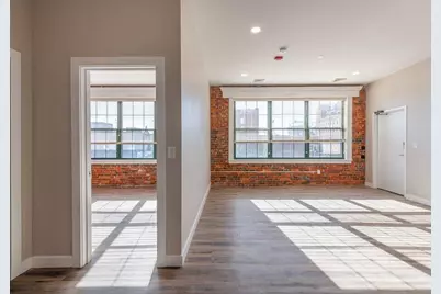 62 Lowell Street, Manchester, NH 03101 - Photo 11