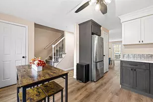 15 Culver St, Plaistow, NH 03865 - Photo 5