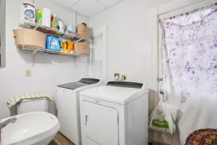 899 Hall St, Manchester, NH 03104 - Photo 19