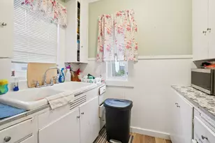 899 Hall St, Manchester, NH 03104 - Photo 21