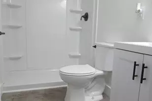 12 Gerrish Dr, Nottingham, NH 03290 - Photo 9