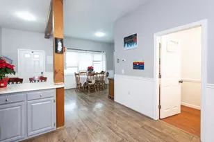 4 Sunset Dr, Londonderry, NH 03053 - Photo 5