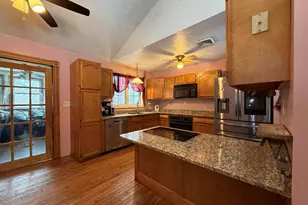 114 Chases Grove Rd, Derry, NH 03038 - Photo 5