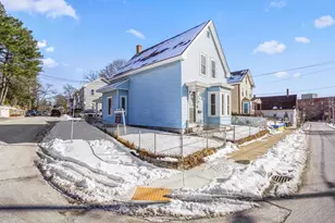 11 Charles St, Nashua, NH 03064 - Photo 3