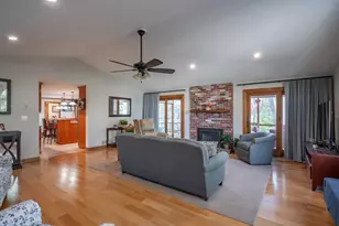 61 Spindlewick Dr, Nashua, NH 03062 - Photo 9