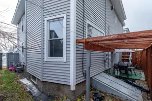 80 Webster St, Manchester, NH 03104 - Photo 21