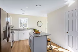 37 Lucy Ln, Peterborough, NH 03458 - Photo 11