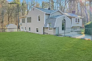 8 Cheney Dr, Hudson, NH 03051 - Photo 9