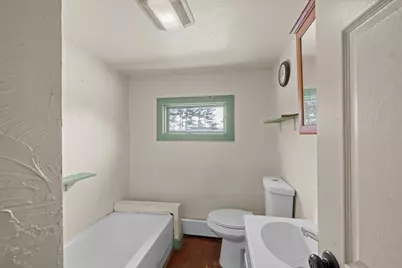 43 Davis Street, Claremont, NH 03743 - Photo 25