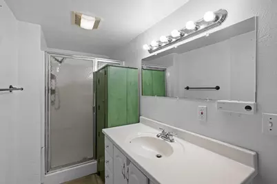 43 Davis Street, Claremont, NH 03743 - Photo 15