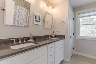 22 Sunrise Cir, Auburn, NH 03032 - Photo 35