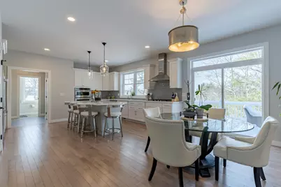 22 Sunrise Circle, Auburn, NH 03032 - Photo 9