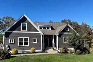 22 Sunrise Cir, Auburn, NH 03032 - Photo 1