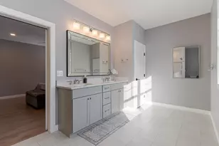 22 Sunrise Cir, Auburn, NH 03032 - Photo 23