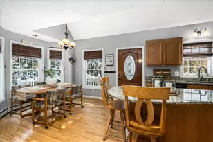 29 Dale Rd, Hooksett, NH 03106 - Photo 9