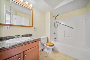 15 A Roosevelt Ave, Hudson, NH 03051 - Photo 15