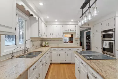 201 Oak Ridge Road, Plaistow, NH 03865 - Photo 3