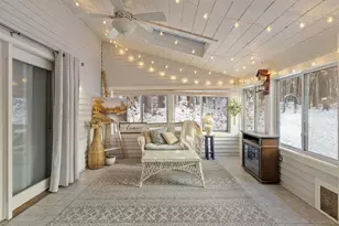 201 Oakridge Rd, Plaistow, NH 03865 - Photo 13