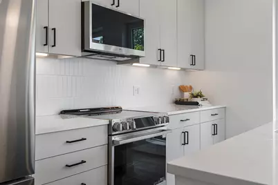 80 Constitution Avenue #411, Portsmouth, NH 03801 - Photo 7