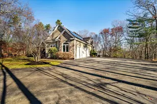 10 Northview Terrace, Hooksett, NH 03106 - Photo 5