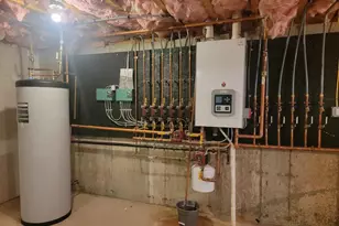 213 S Main St, Franklin, NH 03235 - Photo 25