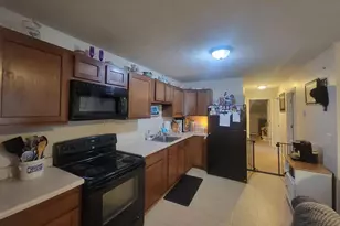 213 S Main St, Franklin, NH 03235 - Photo 17