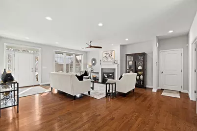 43 Maple Leaf Way, Manchester, NH 03102 - Photo 5