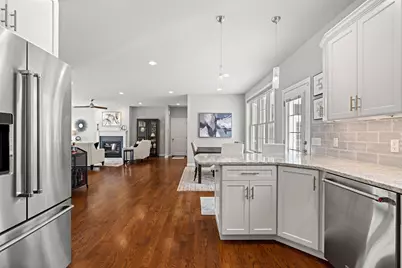 43 Maple Leaf Way, Manchester, NH 03102 - Photo 17