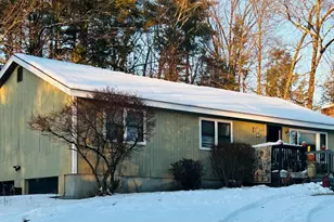 31 Garden Dr, Litchfield, NH 03052 - Photo 1