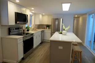 59 Barberry Ln, Raymond, NH 03077 - Photo 3