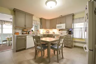 46 Perham St, Nashua, NH 03064 - Photo 7