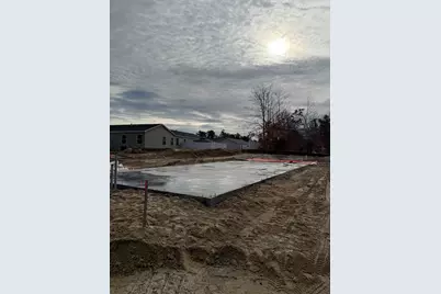 27 Woodland Way #4, Plymouth, NH 03264 - Photo 5