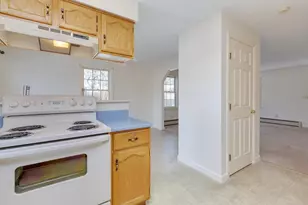 80 Emerald St, Manchester, NH 03103 - Photo 13