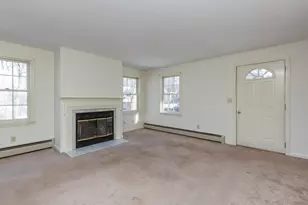 80 Emerald St, Manchester, NH 03103 - Photo 7