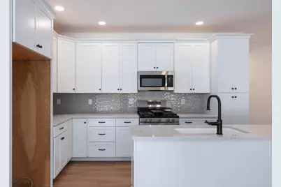 1B Dearborn Circle, Goffstown, NH 03045 - Photo 9