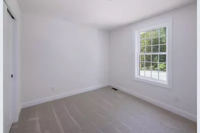 1B Dearborn Circle, Goffstown, NH 03045 - Photo 17