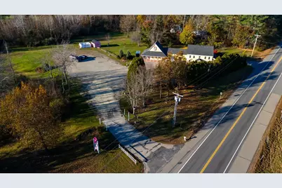 146 Calef Highway, Barrington, NH 03825 - Photo 9