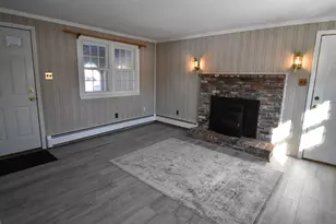 2 Wakefield Dr, Nashua, NH 03062 - Photo 9