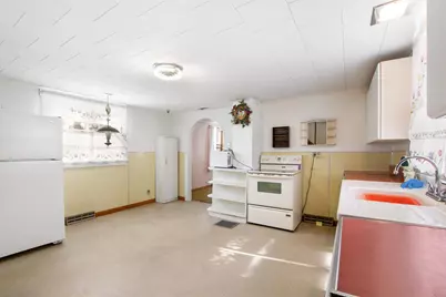 1816 Hutchins Street, Berlin, NH 03570 - Photo 11