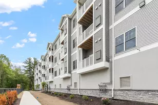 10100 S Willow St, Manchester, NH 03103 - Photo 41