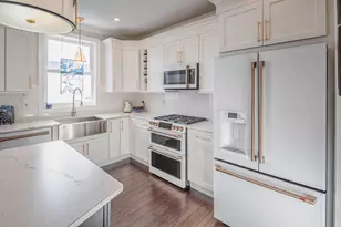 57 Maple St, Dover, NH 03820 - Photo 9