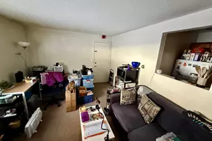 112 English Village Rd, Manchester, NH 03102 - Photo 3