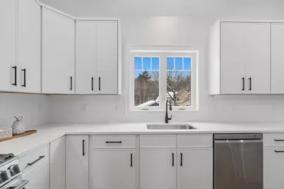 182 Shore Drive, Salem, NH 03079 - Photo 15