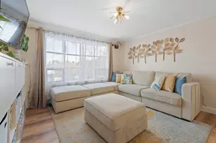 2 Brandywine Dr, Hooksett, NH 03106 - Photo 3